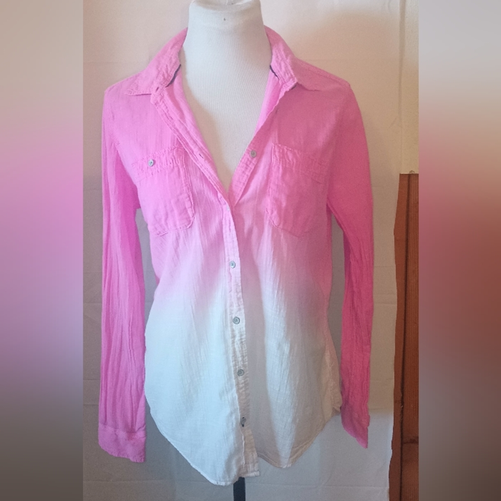 Stylus pink and white blouse size  large